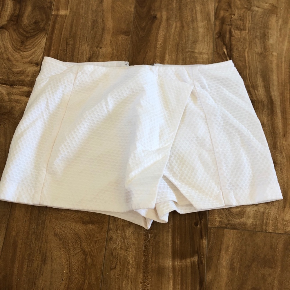 Lilly Pulitzer White Skort